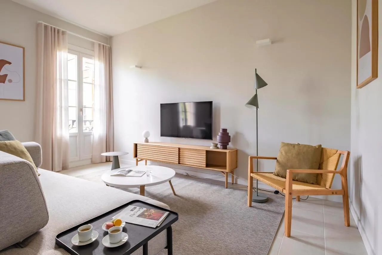 Aspasios Garden Apartments Barcelona