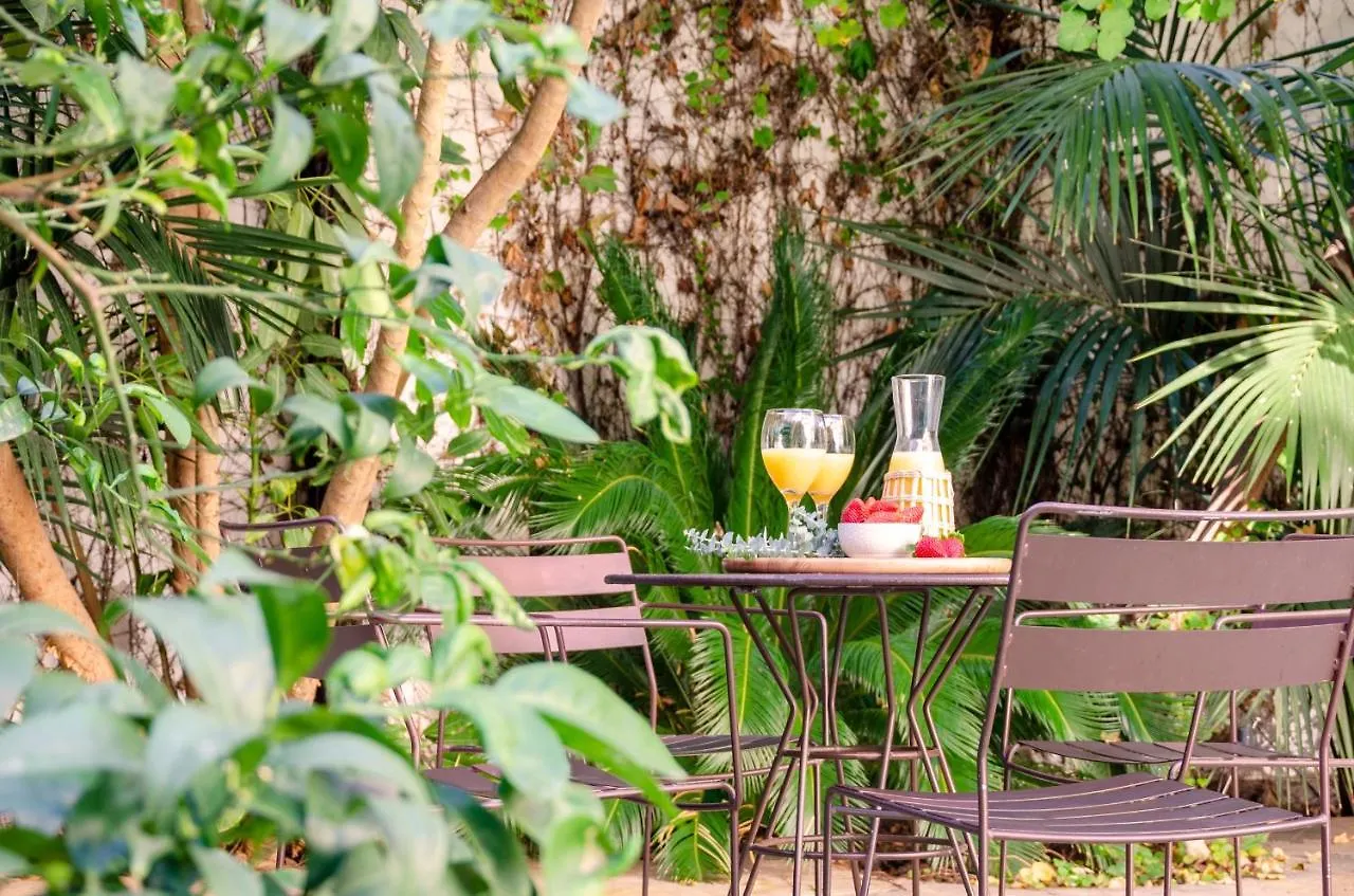 Aspasios Garden Apartments Barcelona